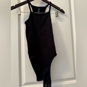 SEAMLESS RACERBACK BODYSUIT BLACK